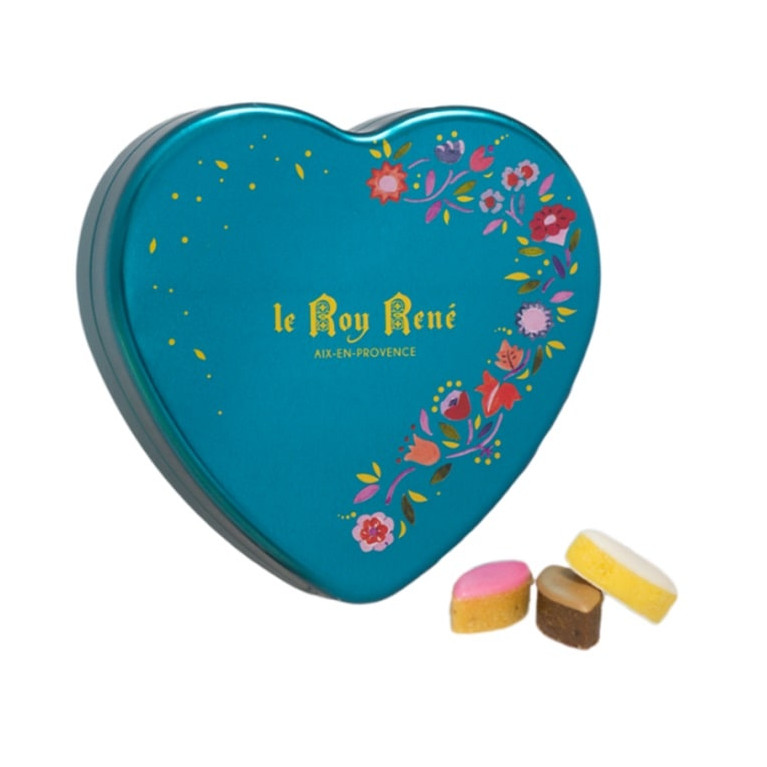 Boîte en forme de coeur de petits calissons rose, chocolat, nature du Roy René